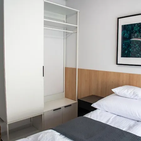 山林小屋 Riviera Camp *