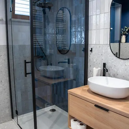 山林小屋 Riviera Camp