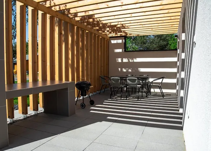 Riviera Camp بيت خشبي *